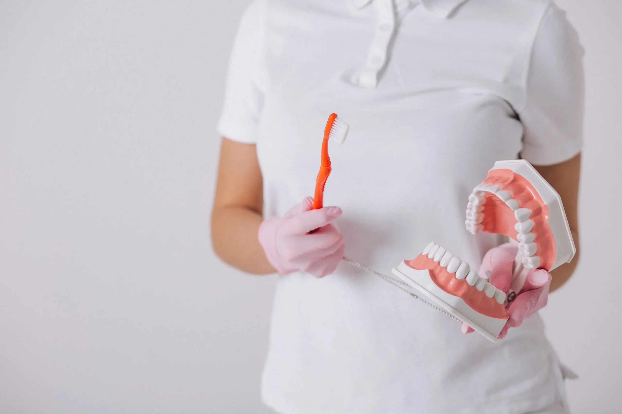 Mantenimiento periodontal por qué seguir con revisiones aunque ya no tengas gingivitis en burgos sanchez arranz